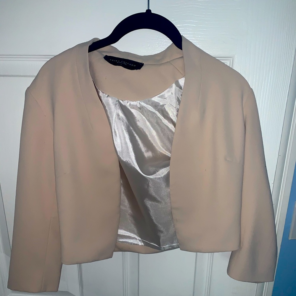 Nude Akira blazer cropped